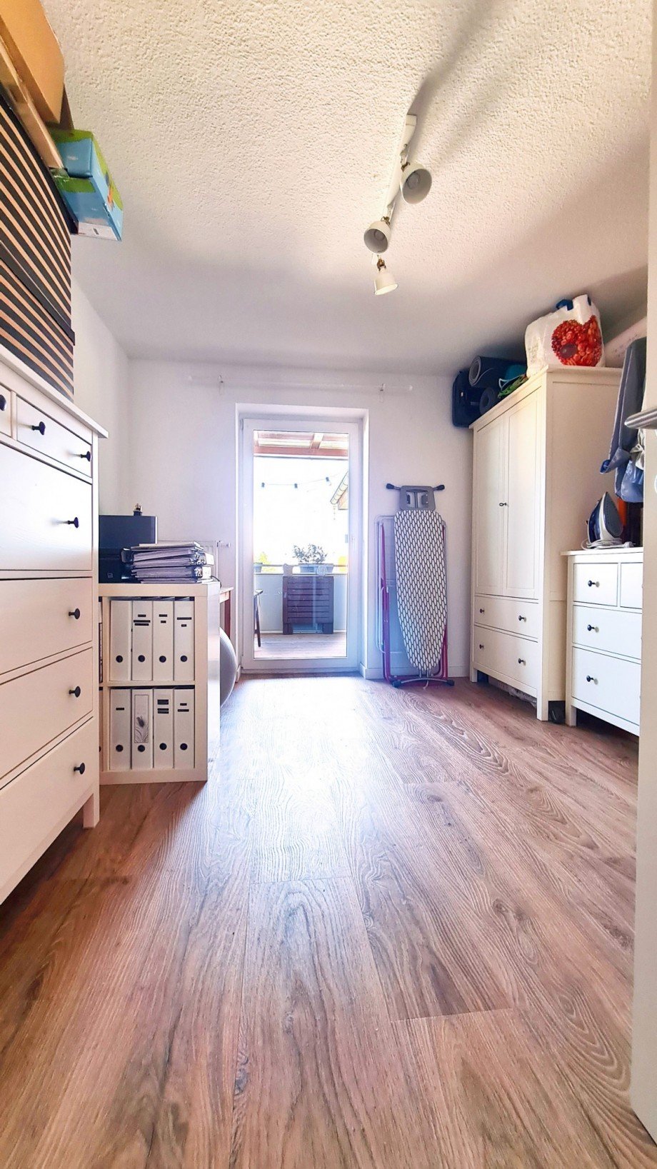 Zimmer Dachgeschosswohnung K�then (Anhalt)