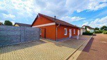 Stra�enansicht Dieses Haus l�sst Sie vor Freude strahlen!