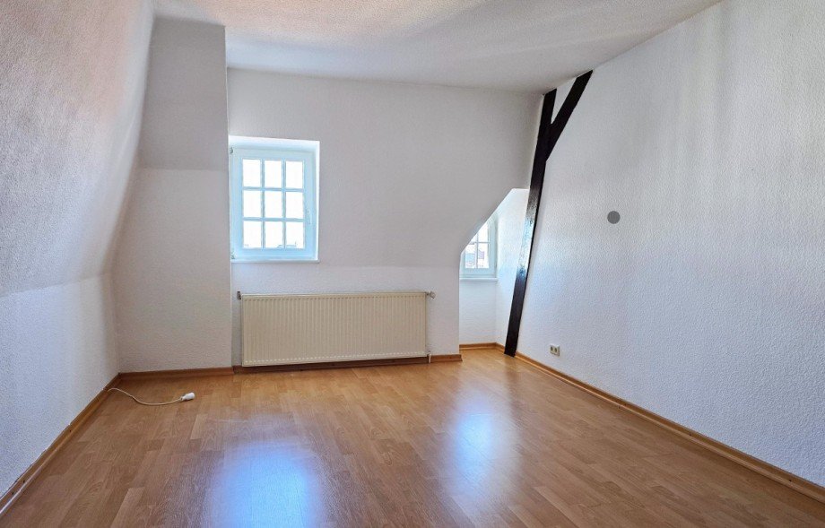 Zimmer Dachgeschosswohnung K�then (Anhalt)
