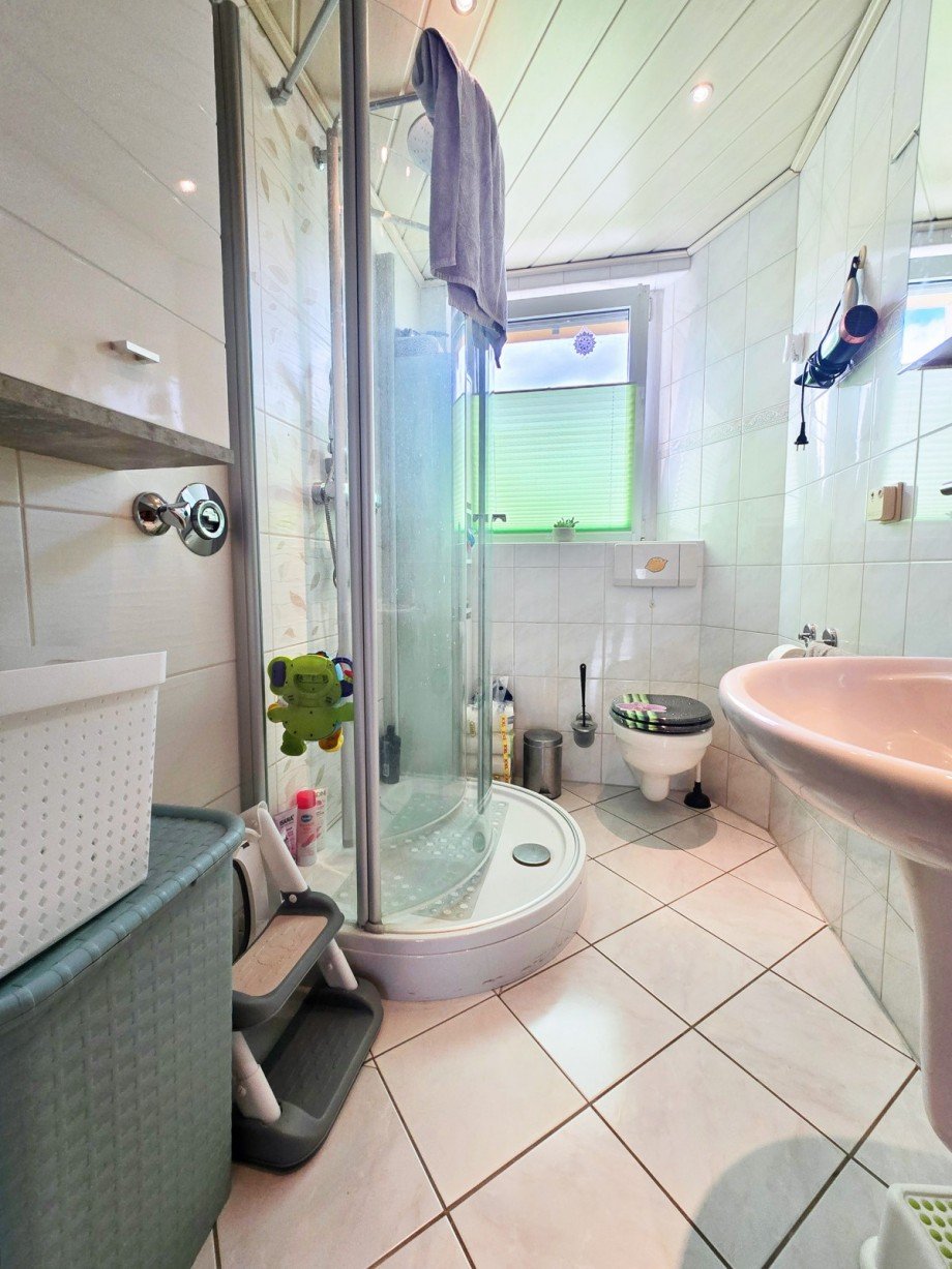 Badezimmer Etagenwohnung K�then (Anhalt)