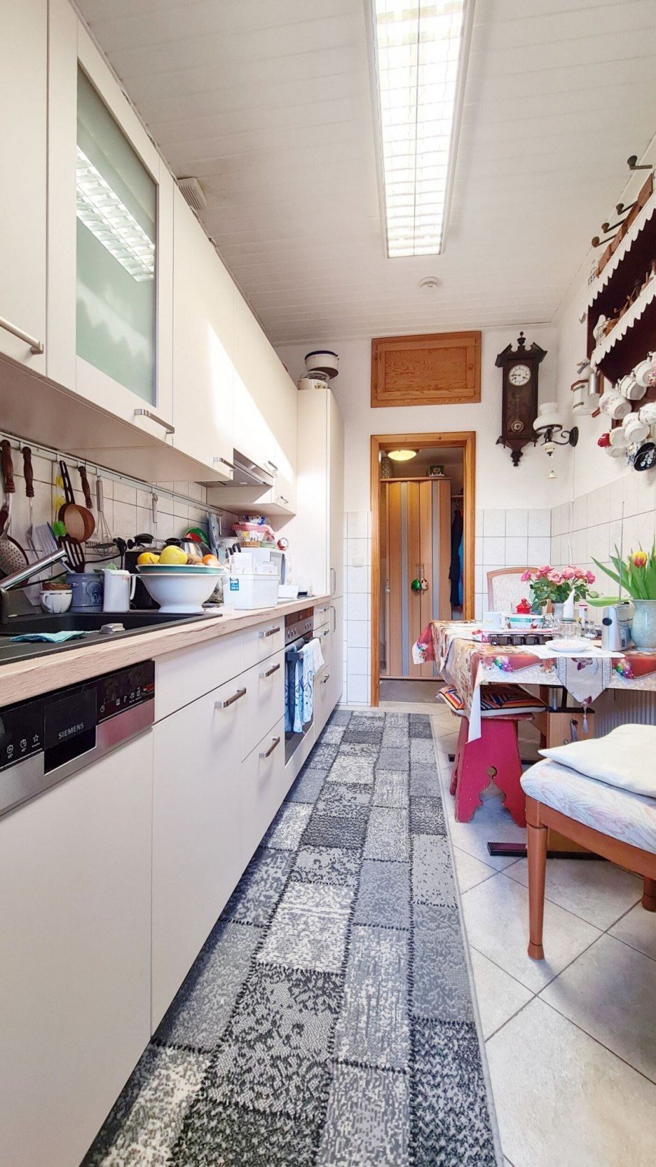 Wohnung 1 - K�che Mehrfamilienhaus K�then (Anhalt)