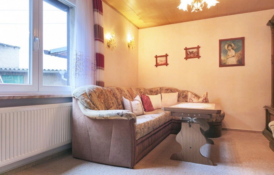 Zimmer EG Doppelhaush�lfte Z�rbig