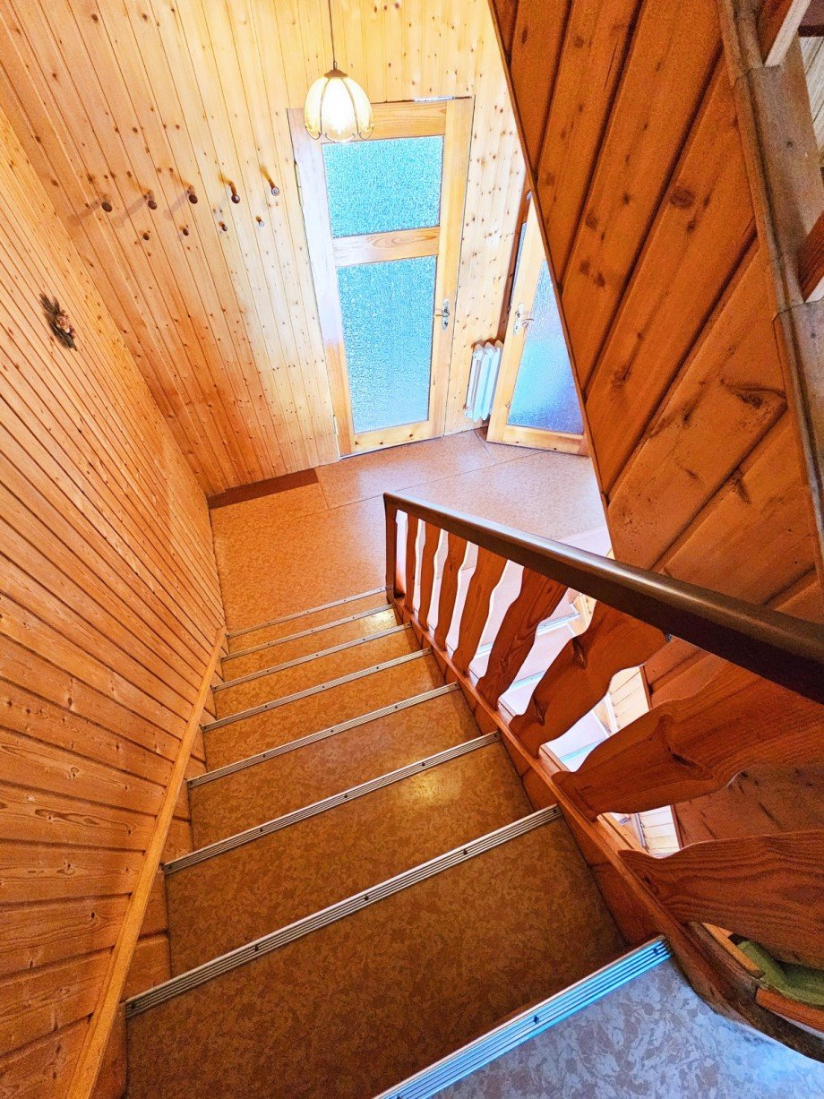 Treppe ins OG Doppelhaush�lfte K�then (Anhalt)