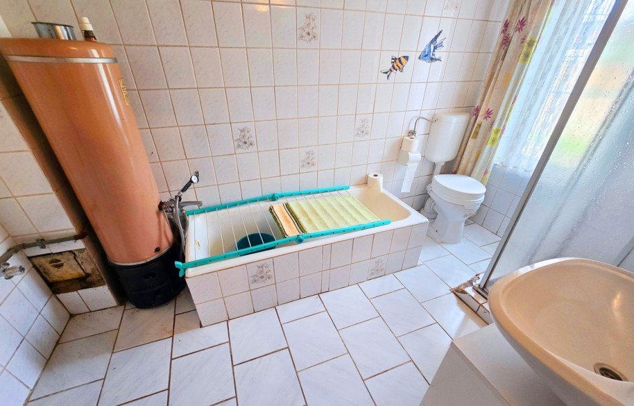 Badezimmer Doppelhaush�lfte Radegast