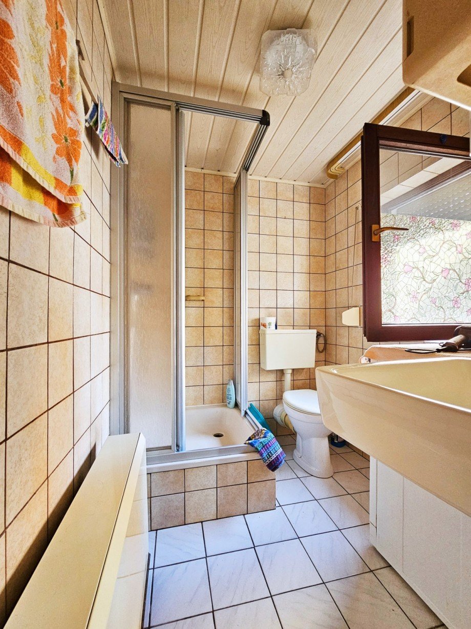 EG - Badezimmer Reihenendhaus Aken