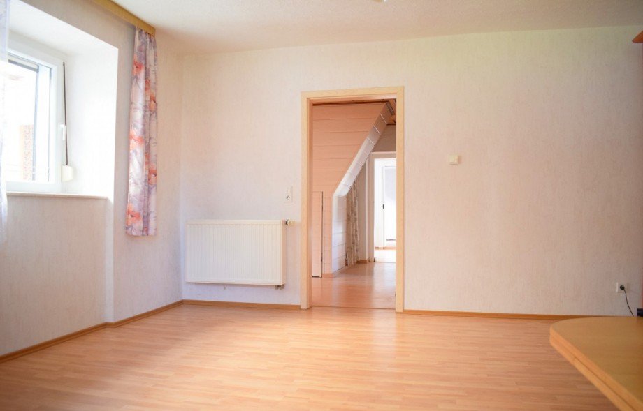 Zimmer Einfamilienhaus Z�rbig