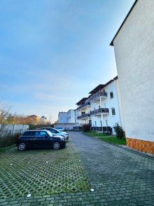 PKW-Stellpl�tze Einladende 3-Zimmer-Wohnung mit Balkon: Perfektes Eigenheim oder lukrative Investition in K�then!