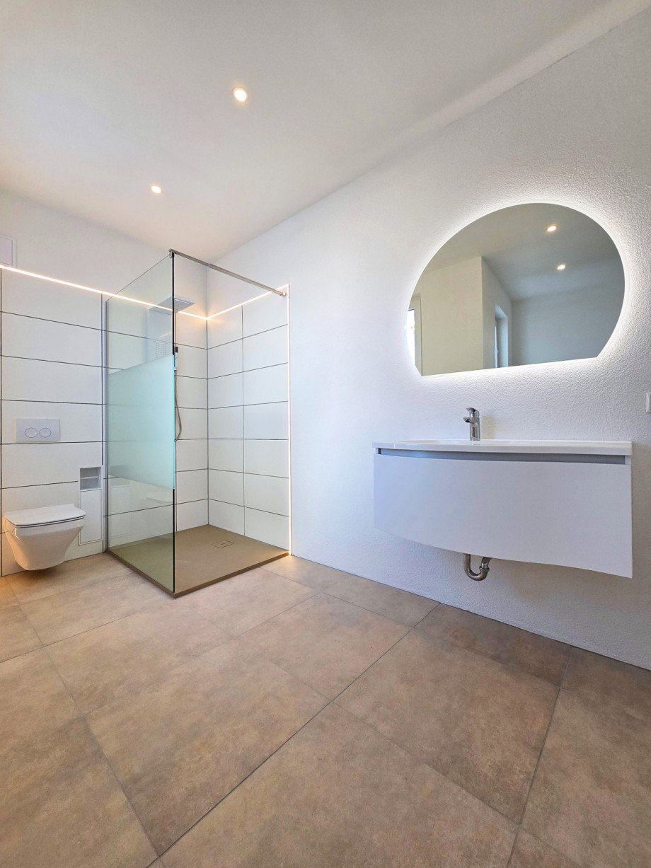 Badezimmer Reihenhaus K�then (Anhalt)