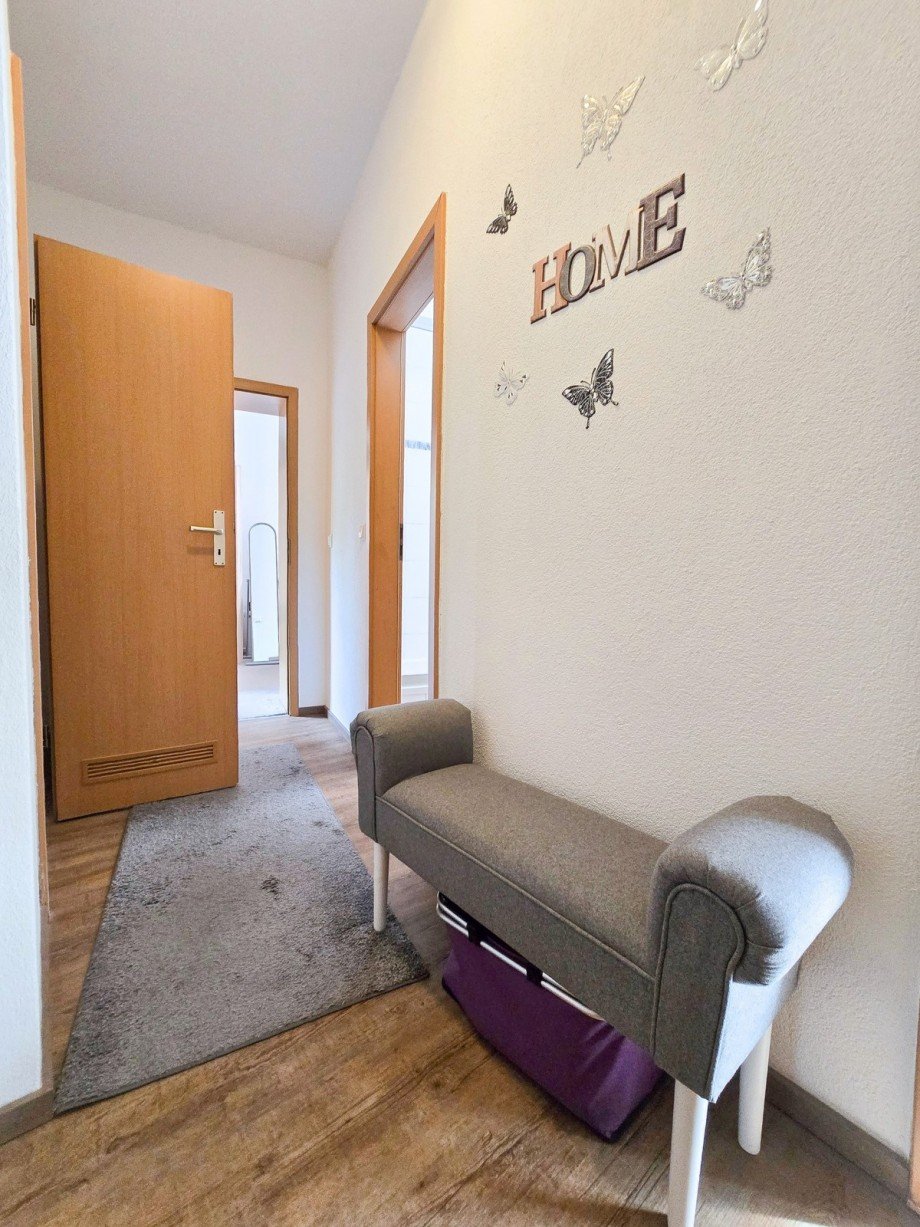 Flur-2 Erdgeschosswohnung K�then (Anhalt)