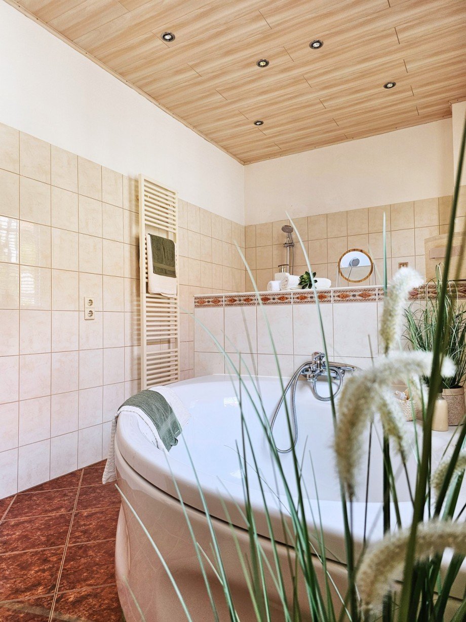 Badezimmer Obergeschoss Detail Reihenhaus K�then (Anhalt)