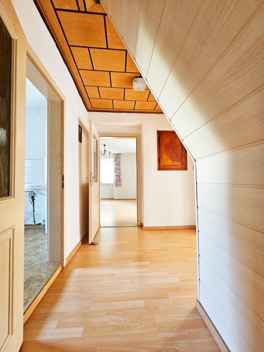Flur Einfamilienhaus Z�rbig