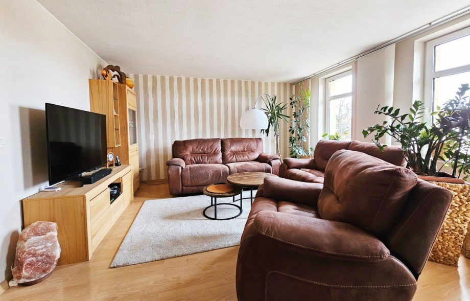 Wohnzimmer DG Mehrfamilienhaus K�then (Anhalt)