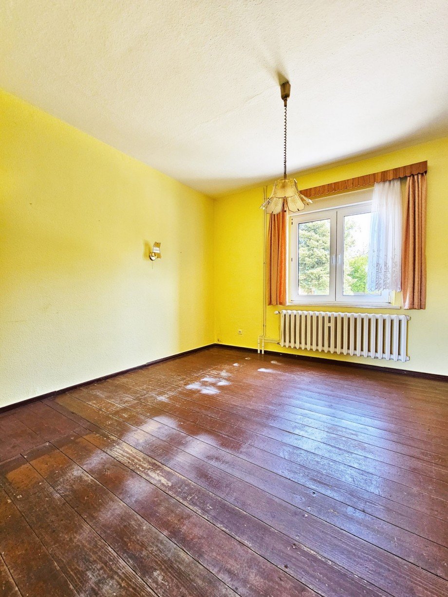 Zimmer EG Doppelhaush�lfte K�then (Anhalt)