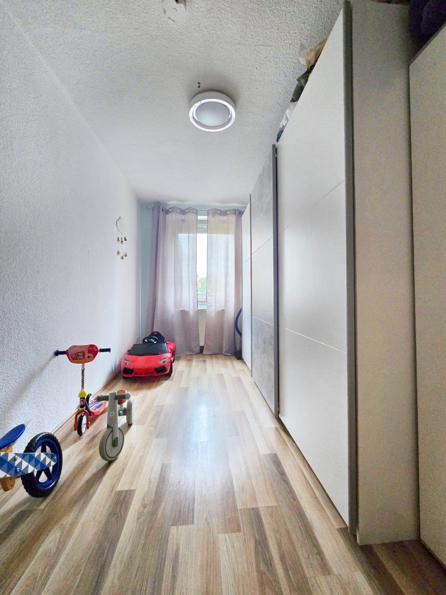 Zimmer Etagenwohnung K�then (Anhalt)