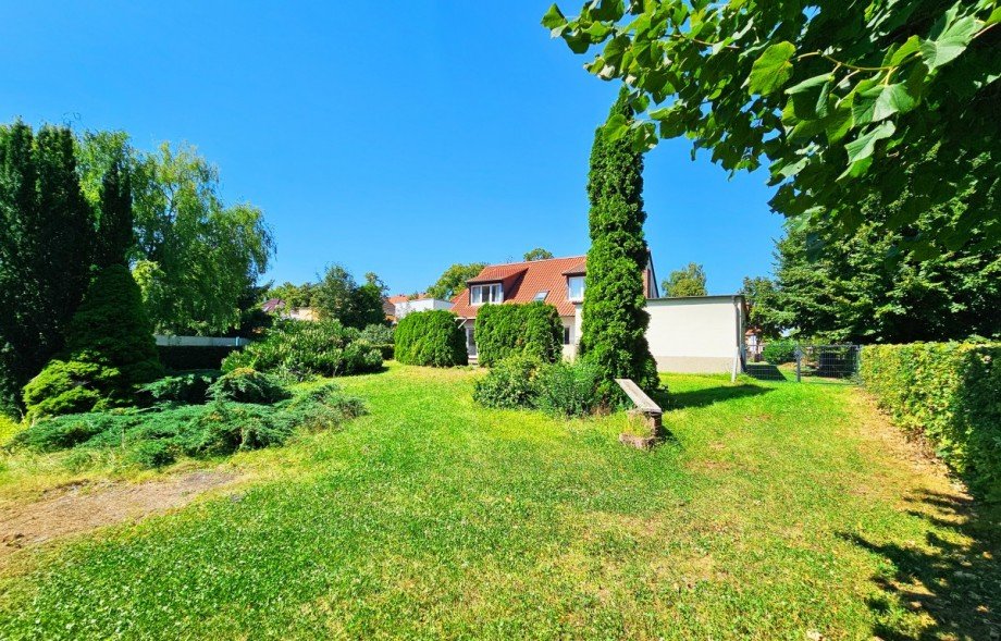 Garten Einfamilienhaus Radegast