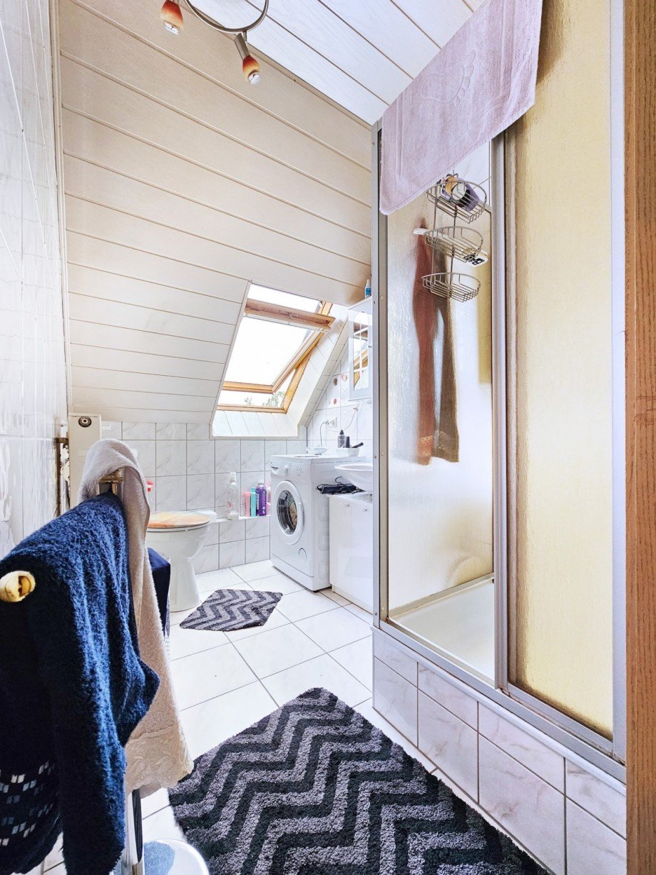 Wohnung DG - Badezimmer Mehrfamilienhaus K�then (Anhalt)