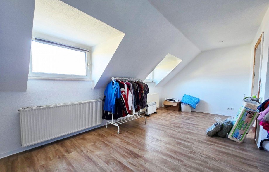 Zimmer DG Reihenmittelhaus K�then (Anhalt)
