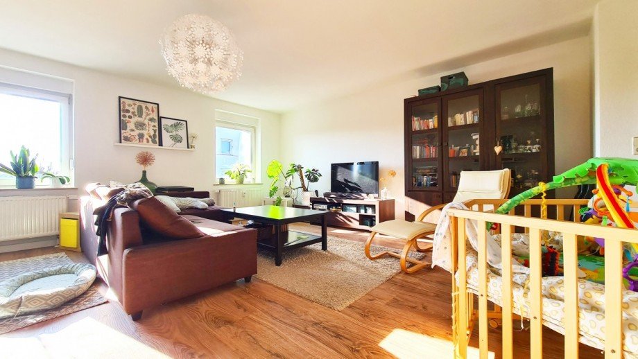 Wohnzimmer Dachgeschosswohnung K�then (Anhalt)