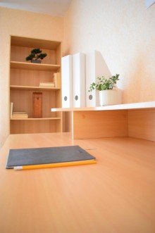 Arbeitszimmer Im Herzen der Stadt und bald in Ihrem!