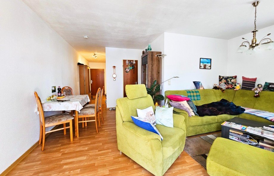 Zimmer Erdgeschosswohnung K�then (Anhalt)