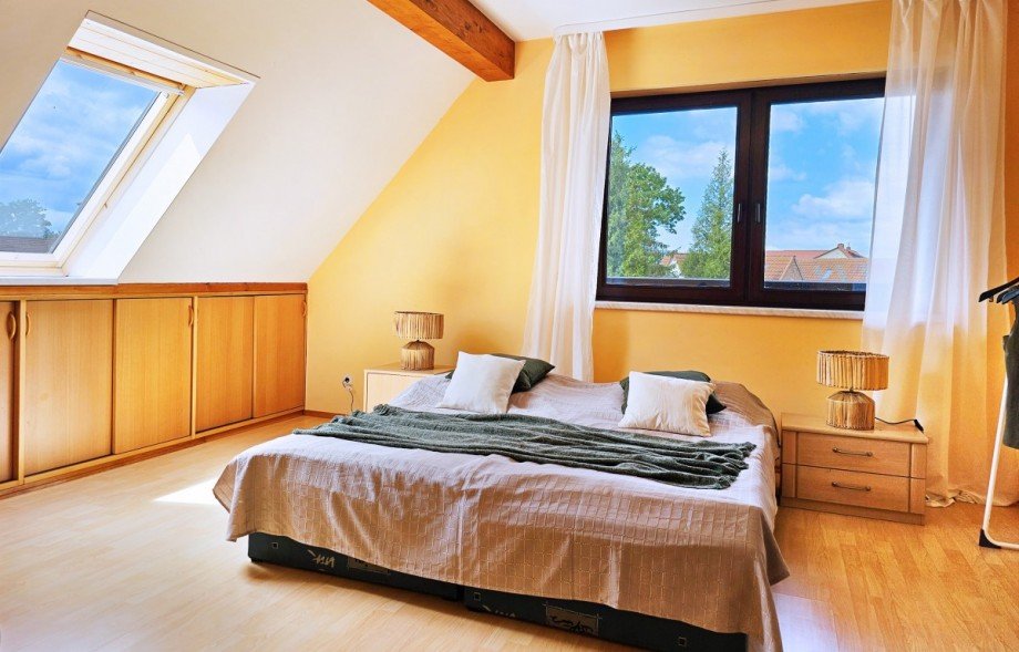 Schlafzimmer 2 - Obergeschoss Einfamilienhaus Wettin-L�bej�n