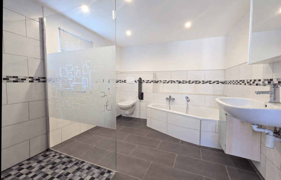 Bad Haus II Haus S�dliches Anhalt