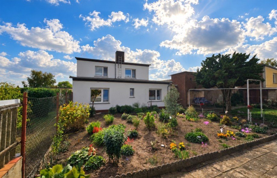 Gartenansicht Einfamilienhaus S�dliches Anhalt