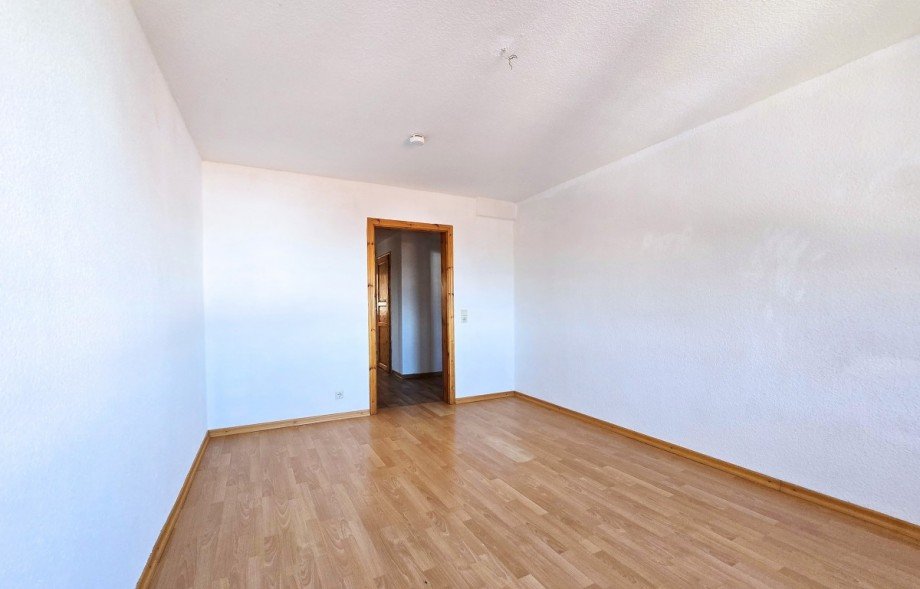 Zimmer Dachgeschosswohnung K�then (Anhalt)