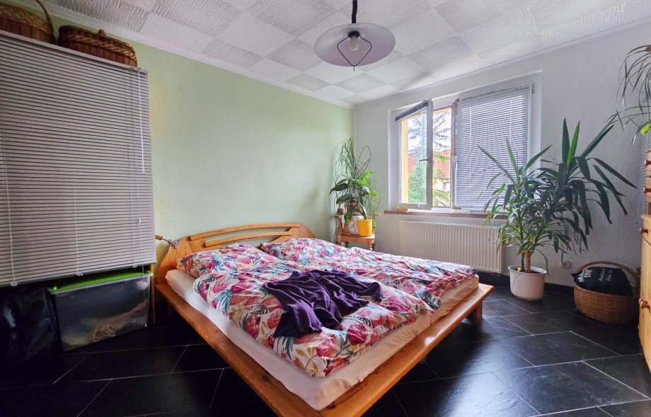 Zimmer Dachgeschosswohnung K�then (Anhalt)