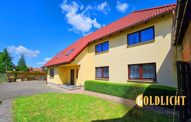 Einfamilienhaus Goldlicht Wettin-L�bej�n Einfamilienhaus Strahlendes Einfamilienhaus mit viel Raum zum Gl�nzen!