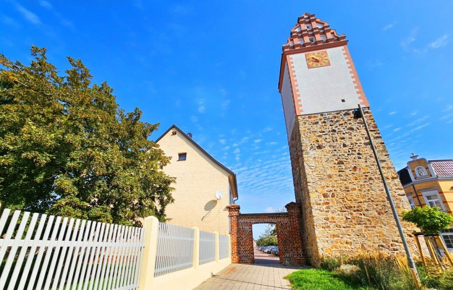 Ansicht Stra�e Reihenendhaus Aken
