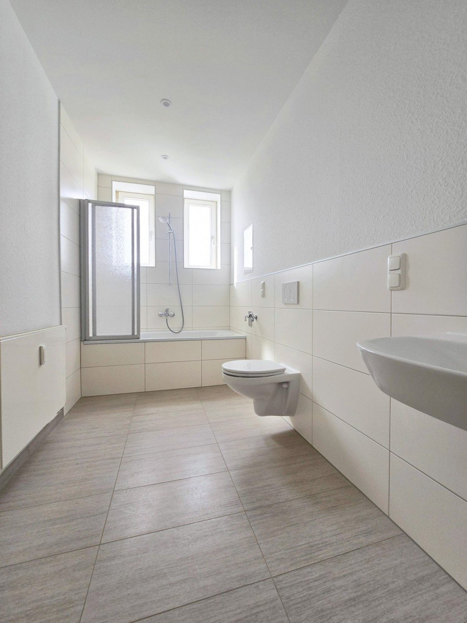 Wohnung 2. OG links Wohn- / Gesch�ftshaus K�then (Anhalt)