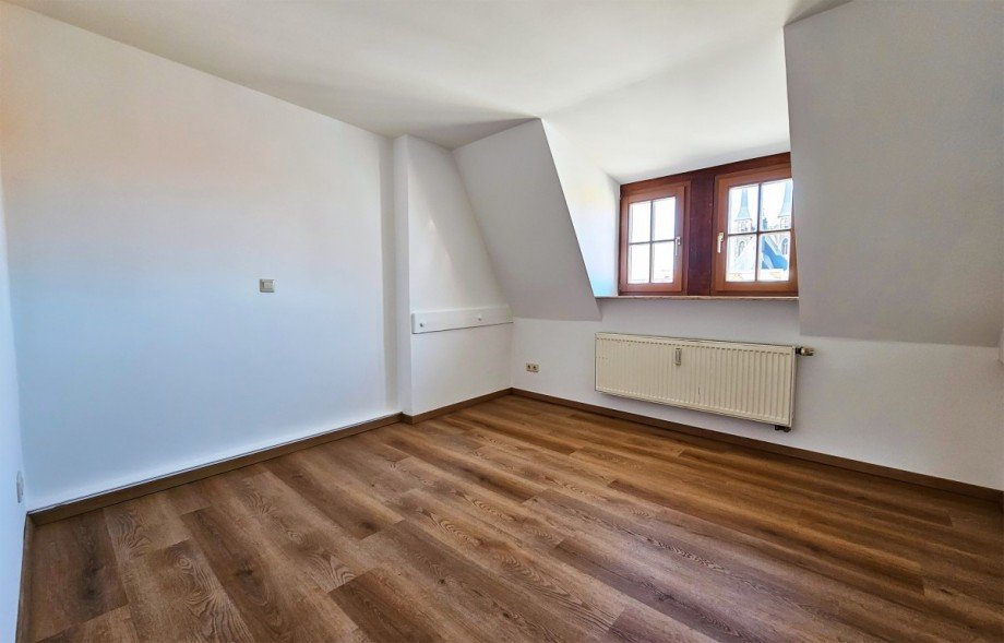 Zimmer Dachgeschosswohnung K�then (Anhalt)