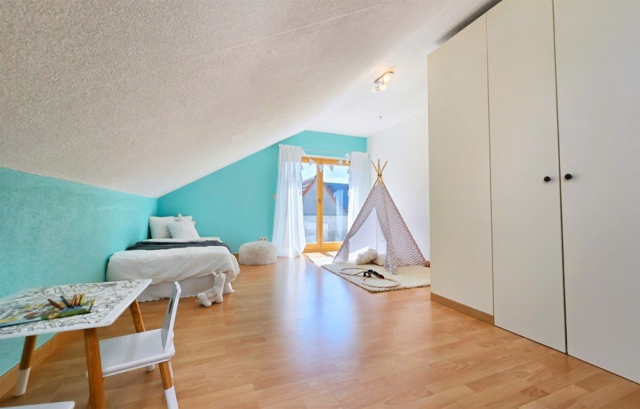 Zimmer Einfamilienhaus Gr�bzig