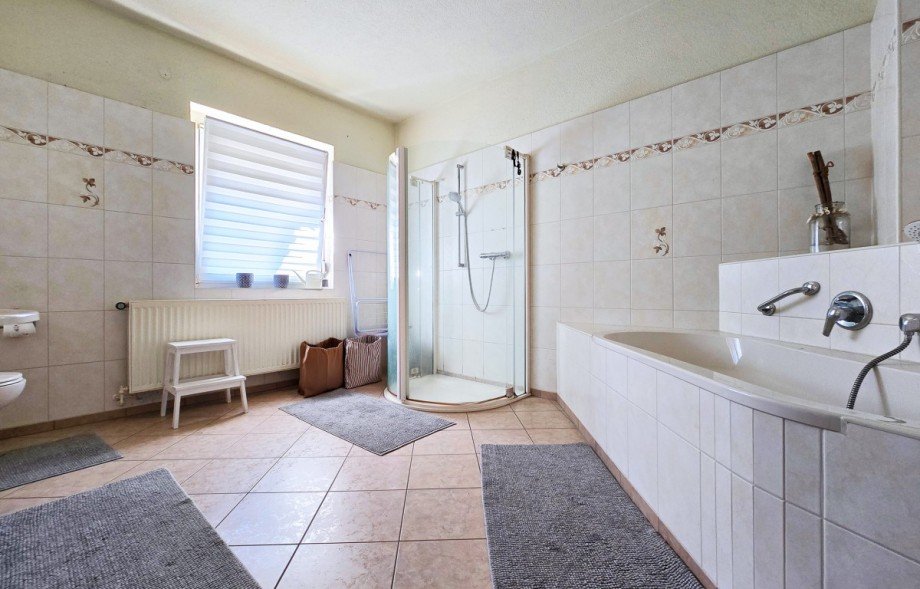 Badezimmer Reihenmittelhaus K�then (Anhalt)