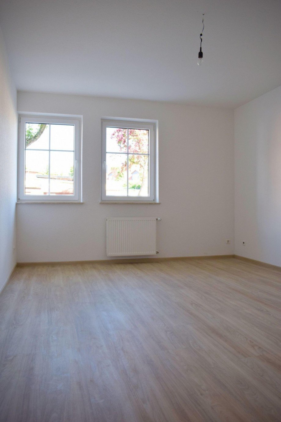 Wohnzimmer Erdgeschosswohnung K�then (Anhalt)