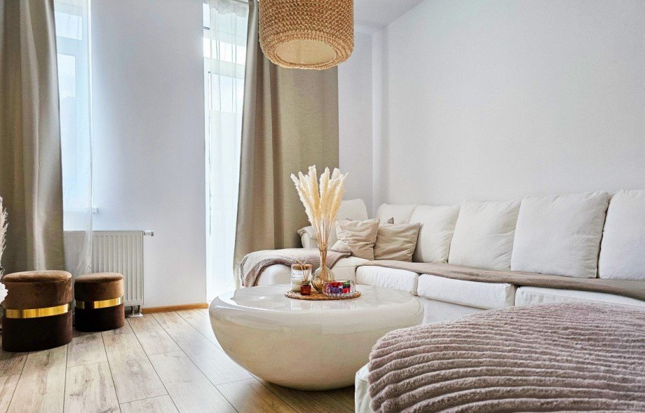 Wohnung 2-Wohnzimmer Mehrfamilienhaus K�then (Anhalt)