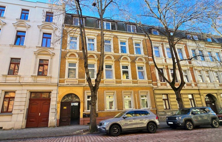 Mehrfamilienhaus K�then (Anhalt) - K�then Wohn- / Gesch�ftshaus Rendite-Chance f�r Macher:Kapitalanlage mit einem attraktiven Kaufpreis!