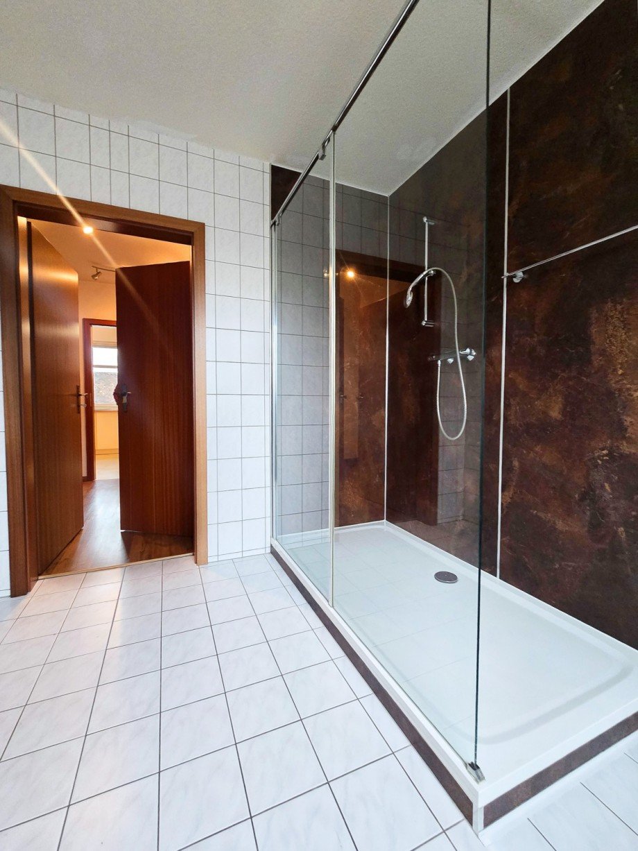Badezimmer Etagenwohnung Aken