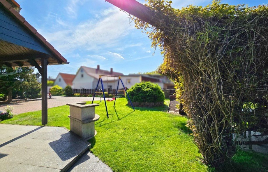 Garten Zweifamilienhaus Rohndorf-Glauzig