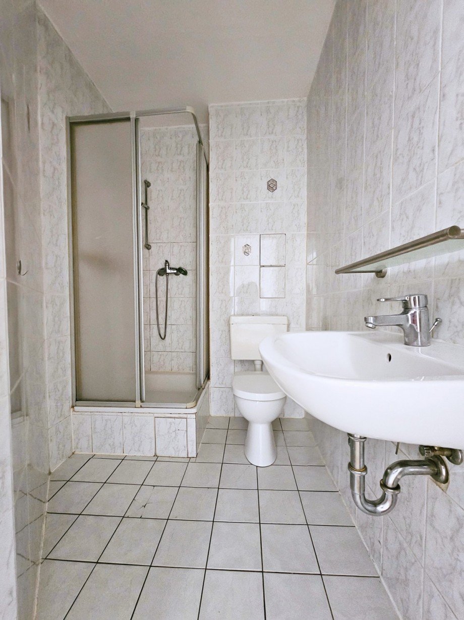 Badezimmer Etagenwohnung K�then (Anhalt)