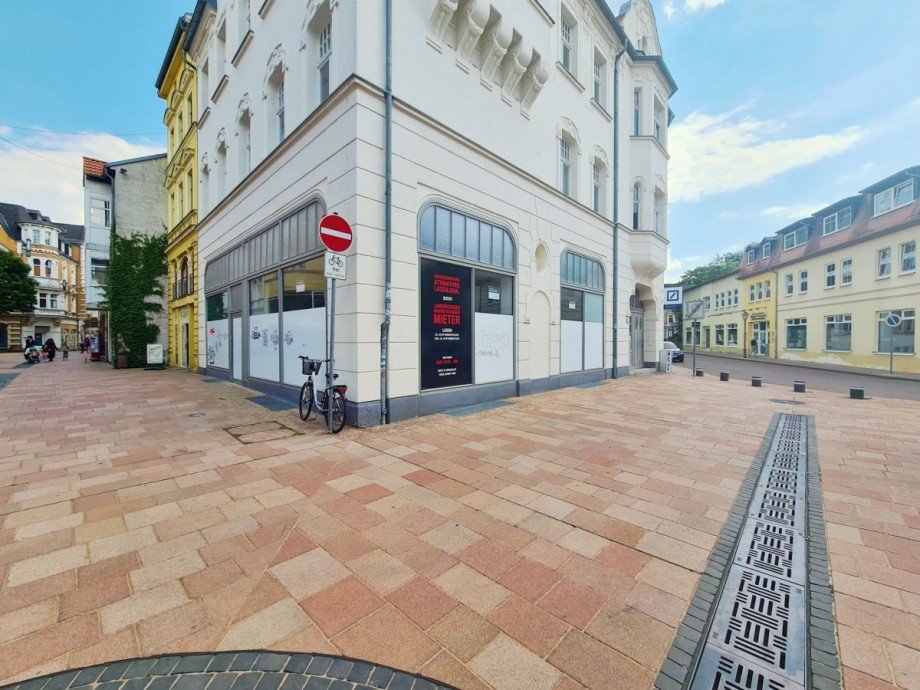 Au�enansicht Einzelhandel K�then (Anhalt)