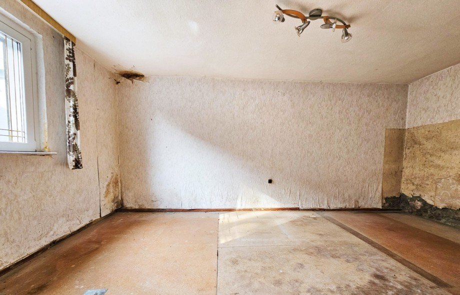 Zimmer Einfamilienhaus Z�rbig