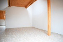 Wohnzimmer Tolle & individuelle Zweiraumwohnung