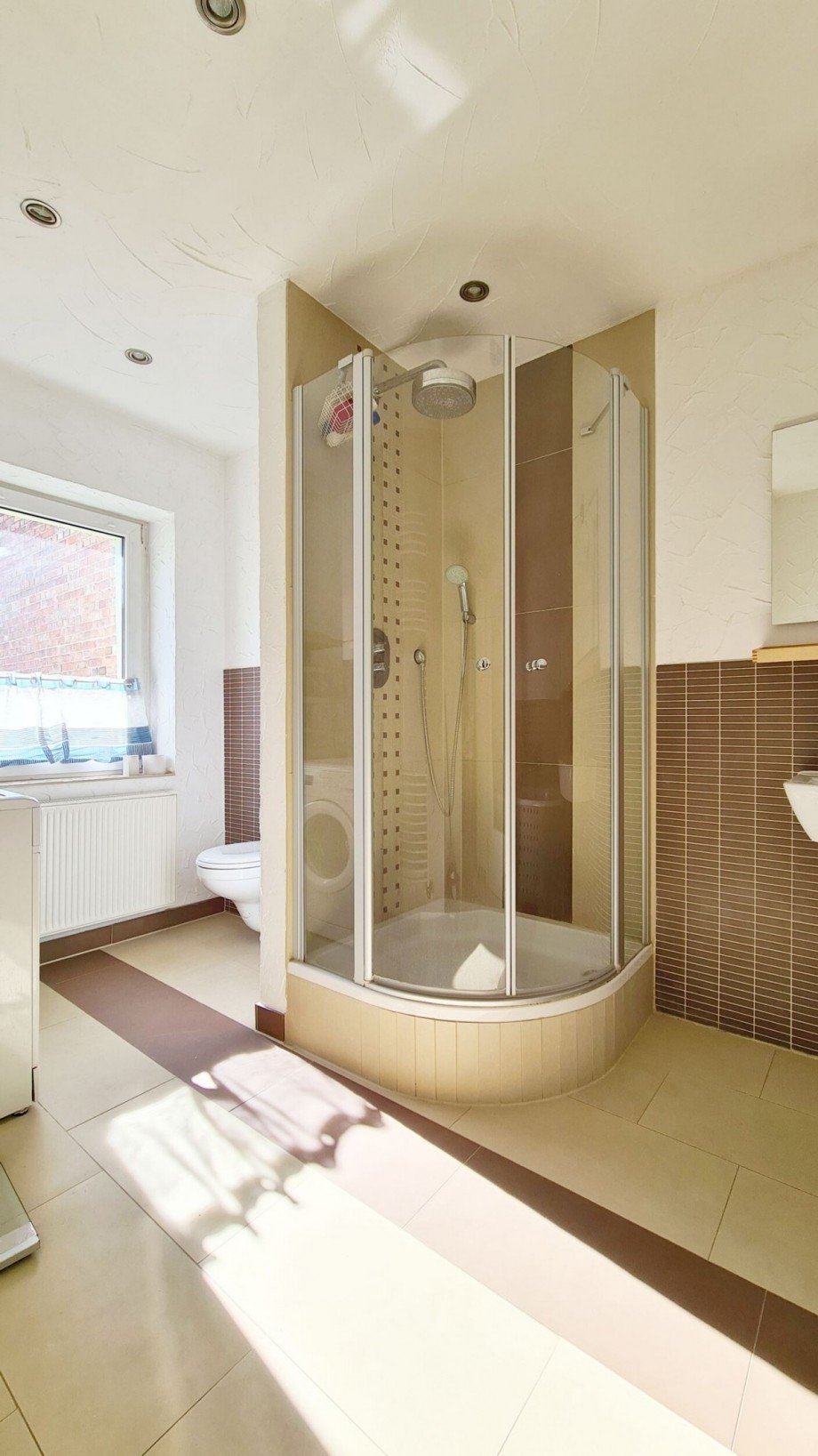 Bad Dachgeschosswohnung K�then (Anhalt)