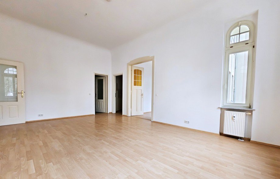 Zimmer 1-2 Erdgeschosswohnung K�then (Anhalt)