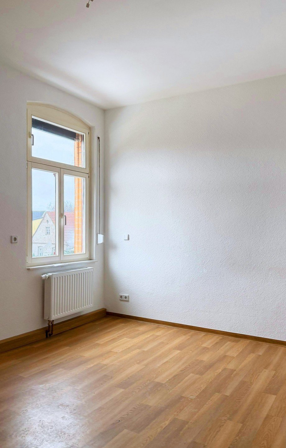 Schlafzimmer Etagenwohnung Petersberg