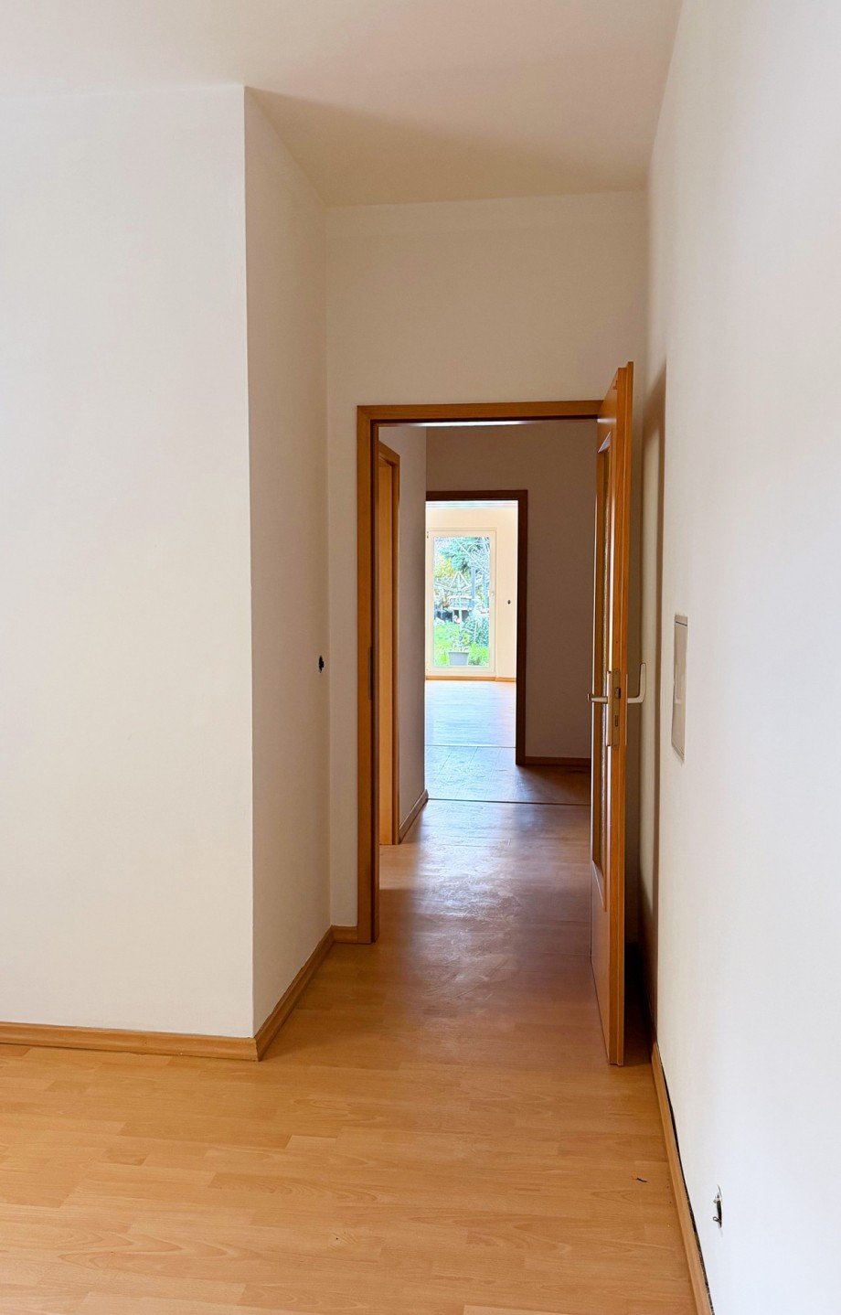 Zimmer Erdgeschosswohnung K�then (Anhalt)