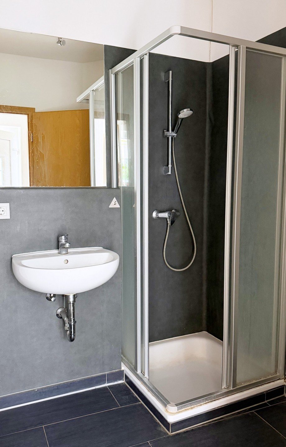 Badezimmer Erdgeschosswohnung K�then (Anhalt)