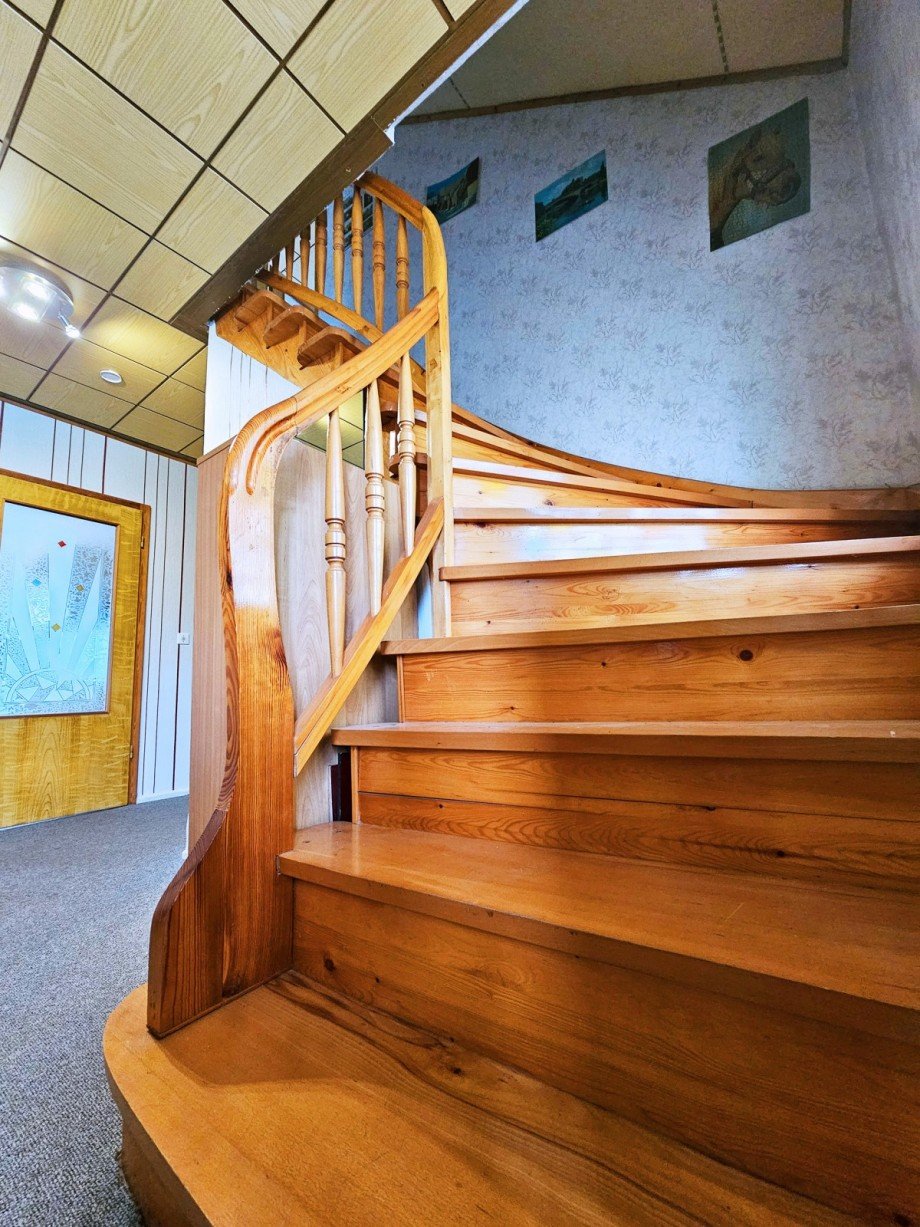 Treppe ins OG Einfamilienhaus G�rzig